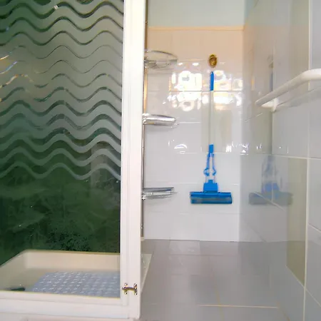 شقة Moderne A Avec Jacuzzi, 54 M² *