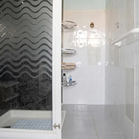 Moderne à Avec Jacuzzi, 54 M²