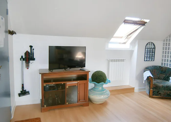 Moderne A Avec Jacuzzi, 54 M² * ルルド