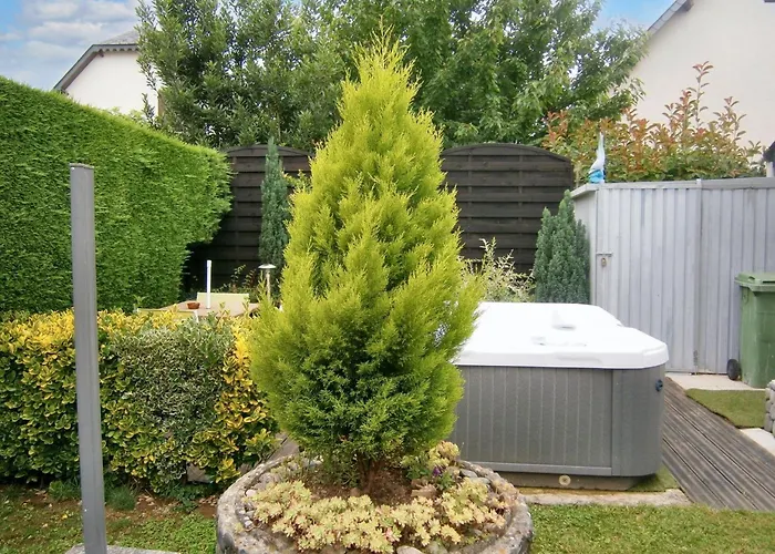 Moderne A Avec Jacuzzi, 54 M²